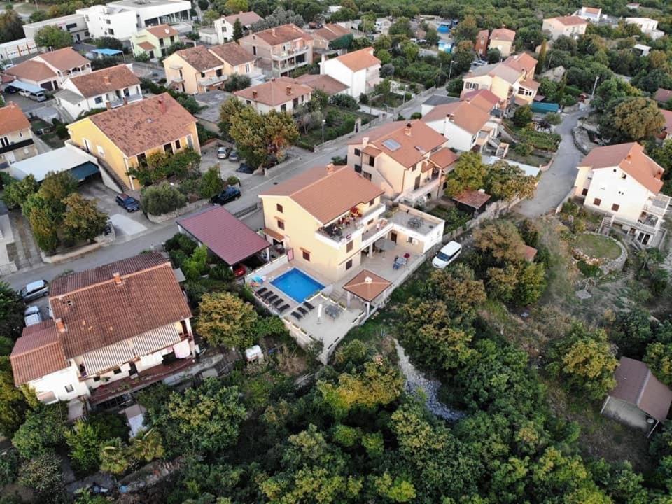Dino With Heated Pool * Omišalj